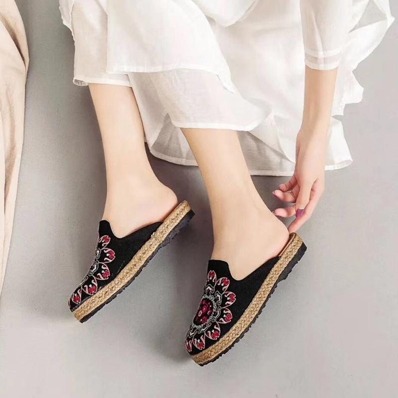 Kvinner Broderte Casual Flats Hjemmetøfler