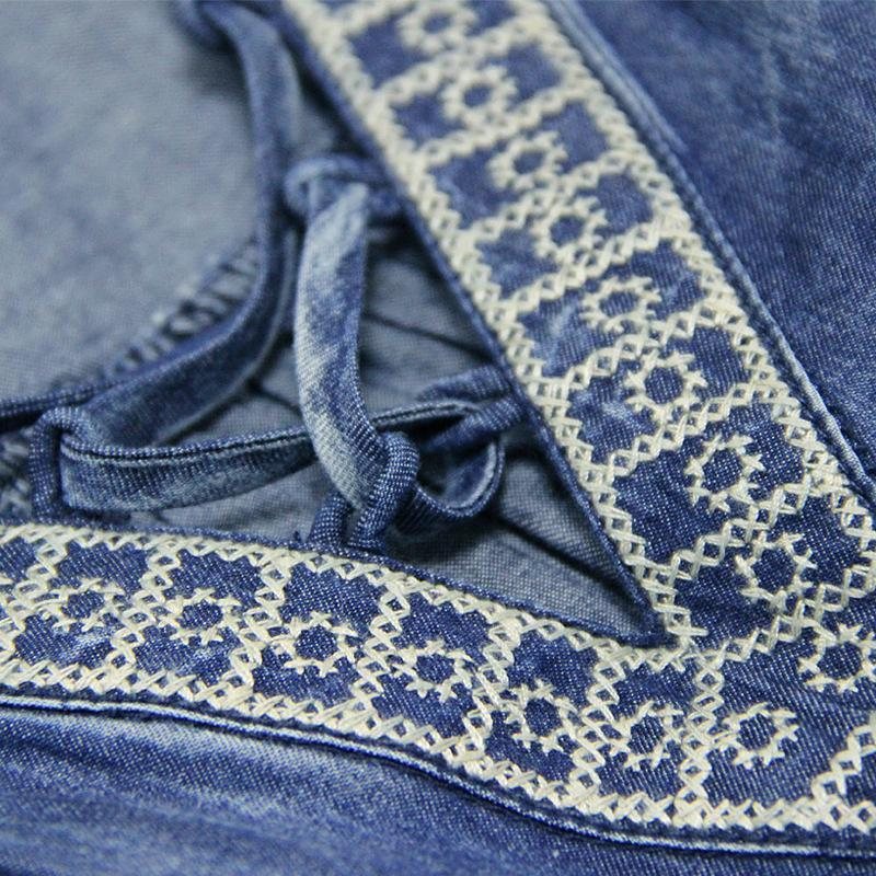 Vintage Denimkjole Med Broderi Med Lanterneermer